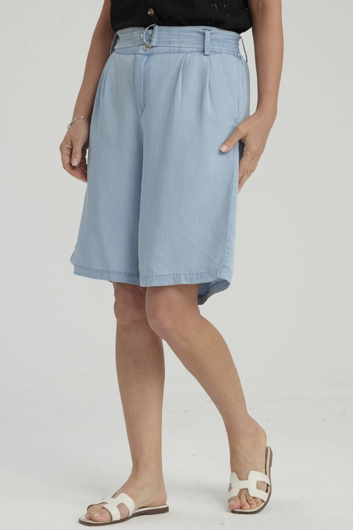 Bermuda Mujer Tencel Tiro Alto Azul Claro - Image 2