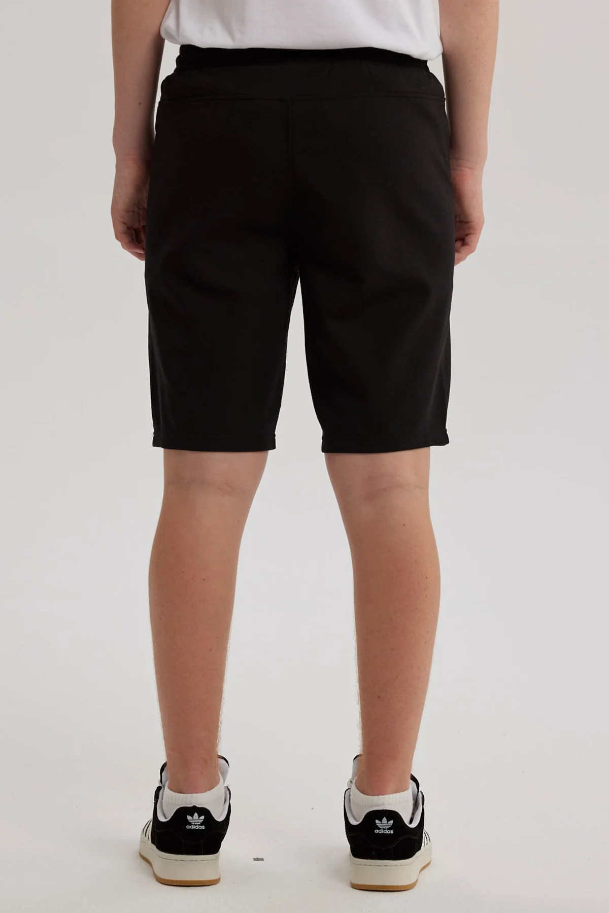 Bermuda Niño Con Bolsillo Con Cierre Negro - Image 3