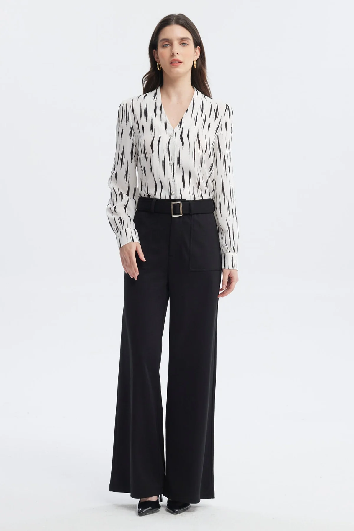 Blusa Mujer Botones Perla Negro/Crudo - Image 4