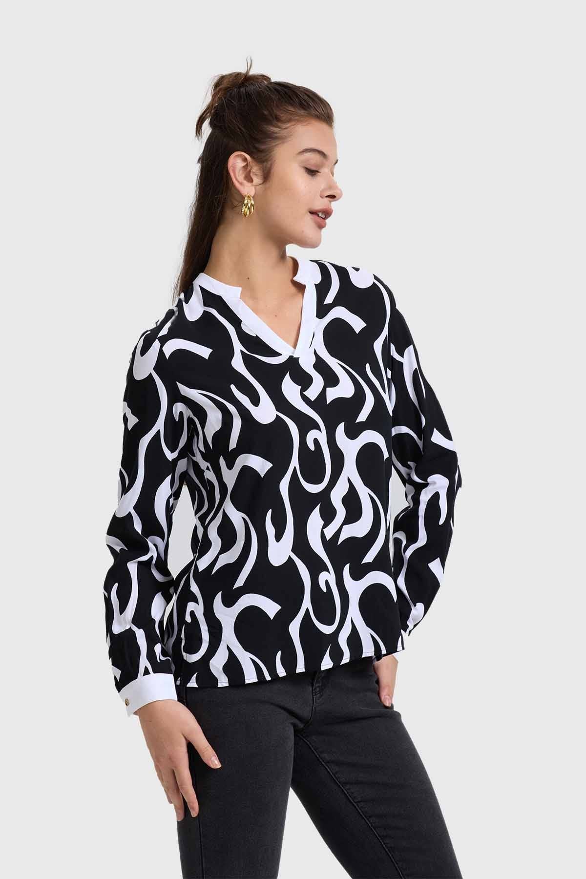 Blusa Mujer Escote V Print Negro - Image 2