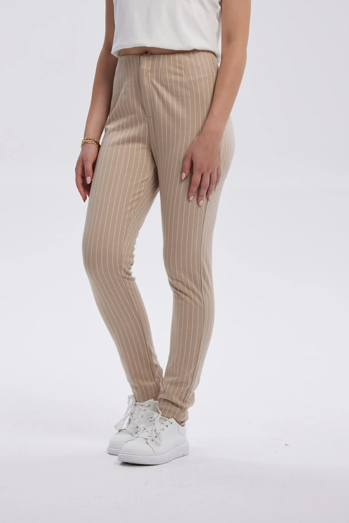 Calza Mujer Lineas Cierre Delantero Beige - Image 2