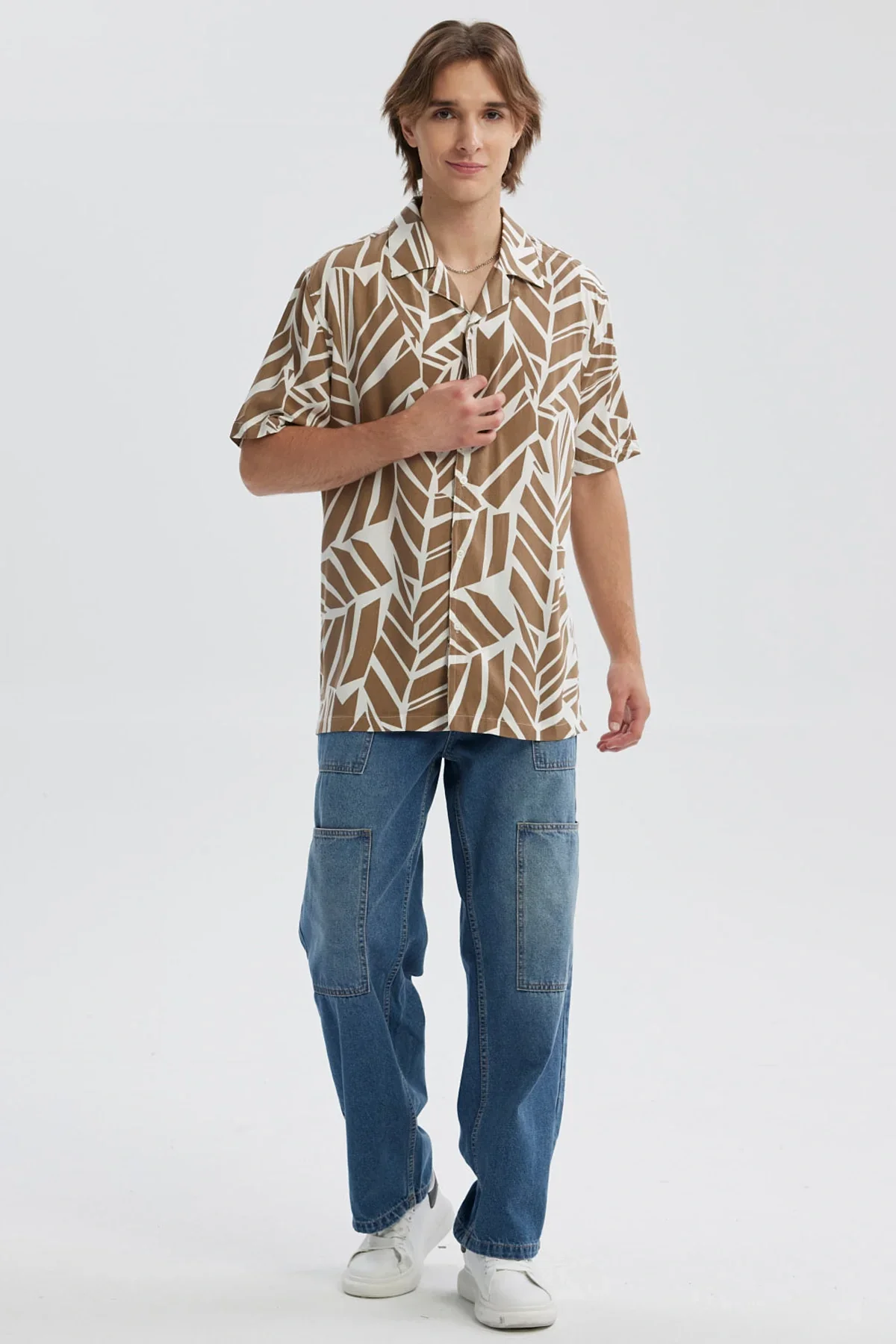 Camisa Hombre Full Print Beige - Image 4