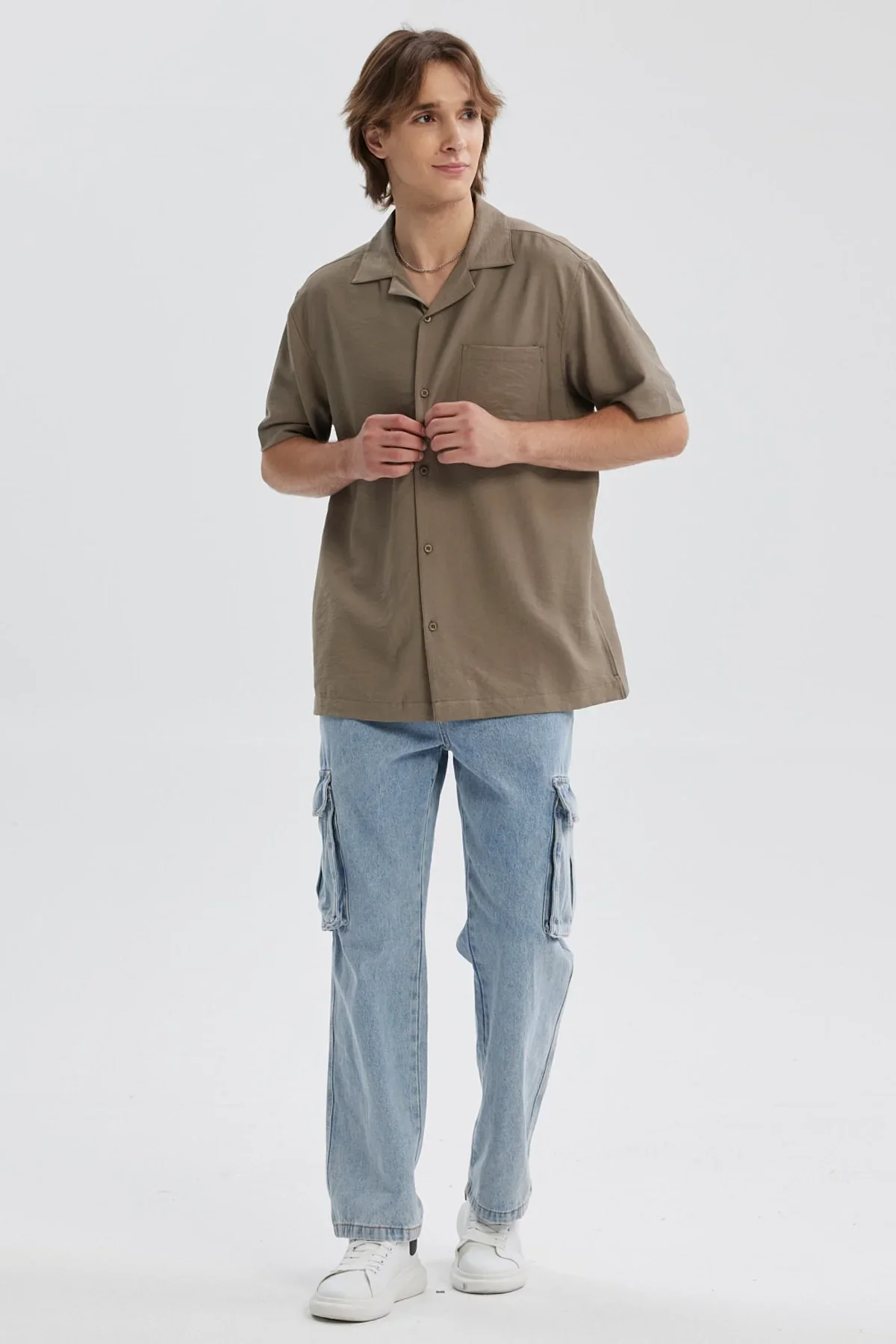 Camisa Hombre Lisa Bolsillo Café - Image 4