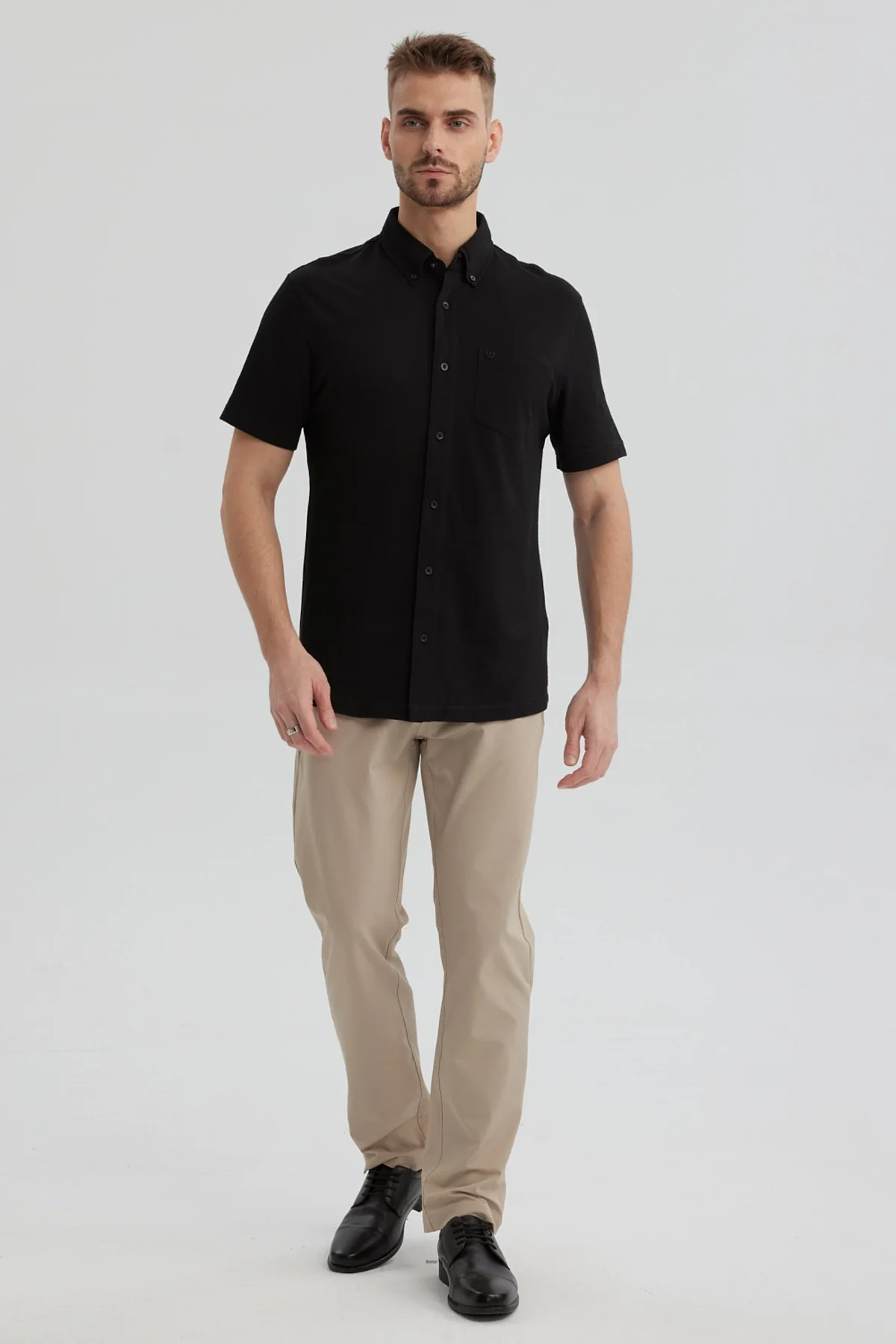 Camisa Hombre Piqué con Bolsillo Negro - Image 4