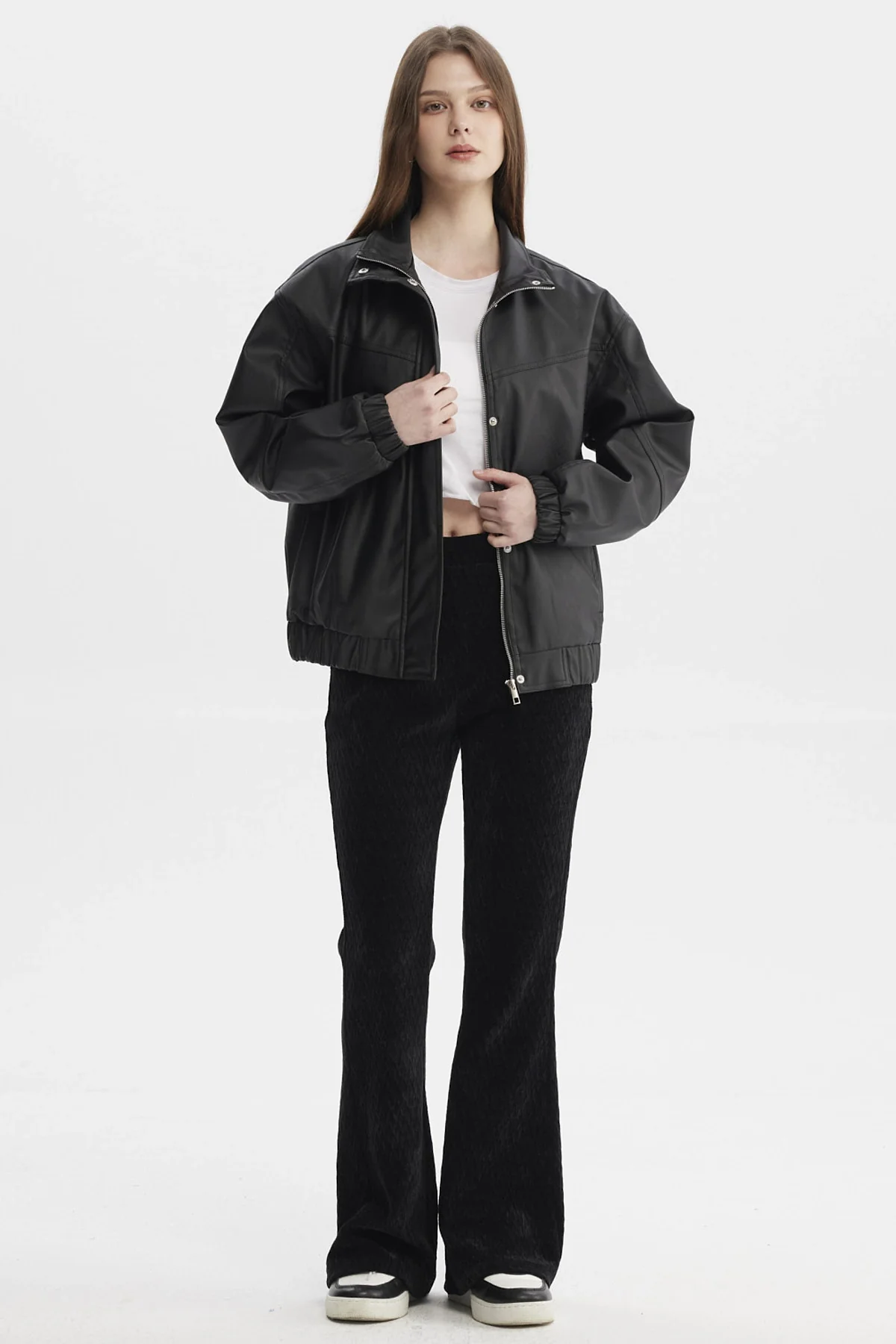 Chaqueta Mujer Oversize Efecto Cuero Negro - Image 4