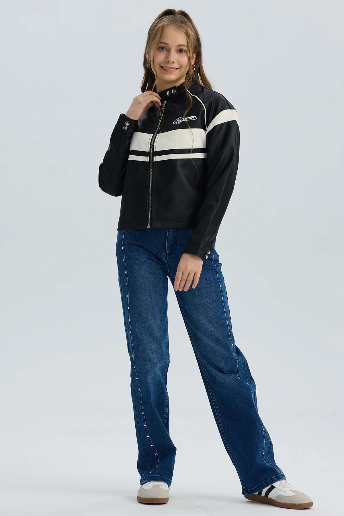 Chaqueta Niña Efecto Cuero Negro - Image 4