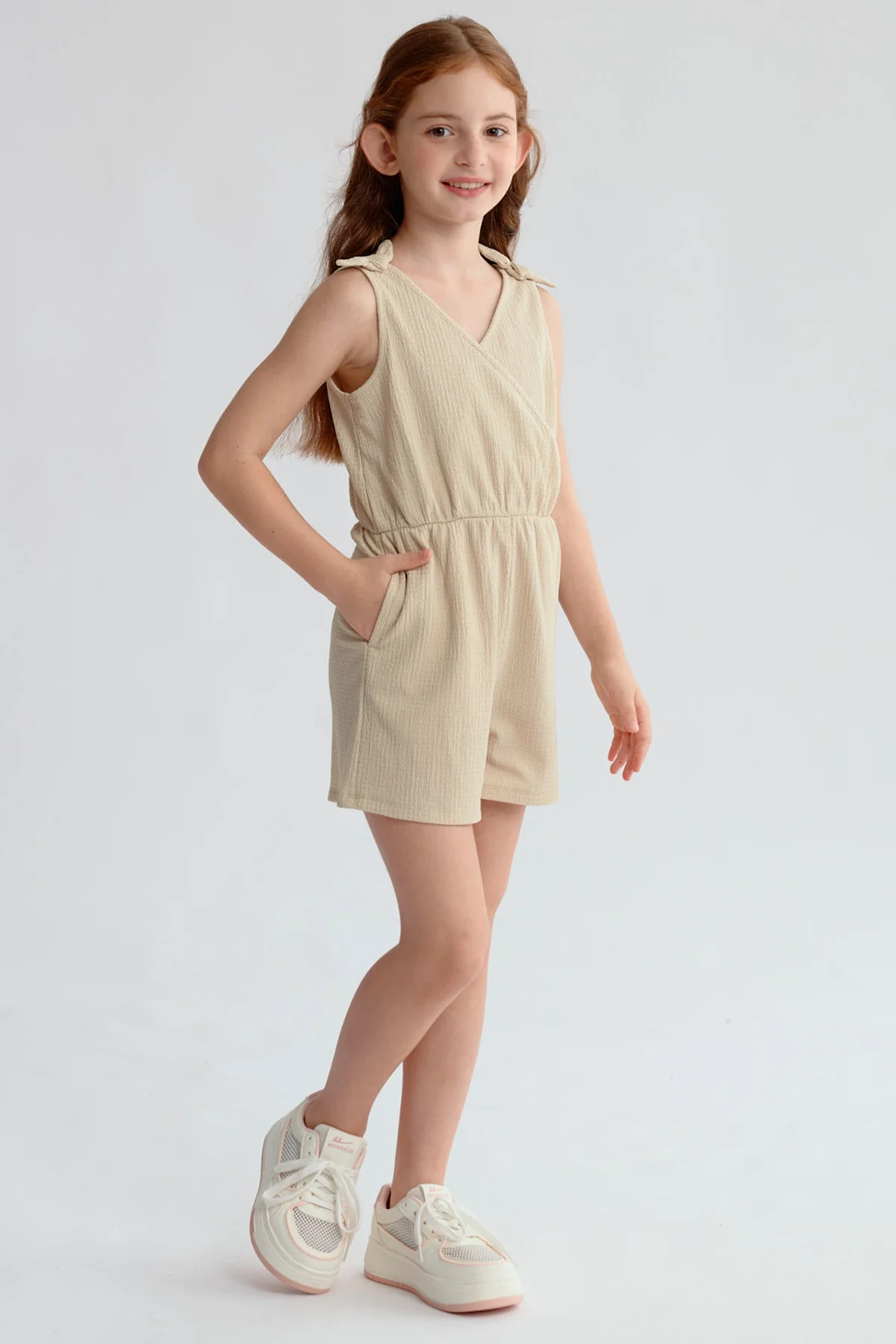 Enteritos Niña Con Nudos en Hombro Beige - Image 3