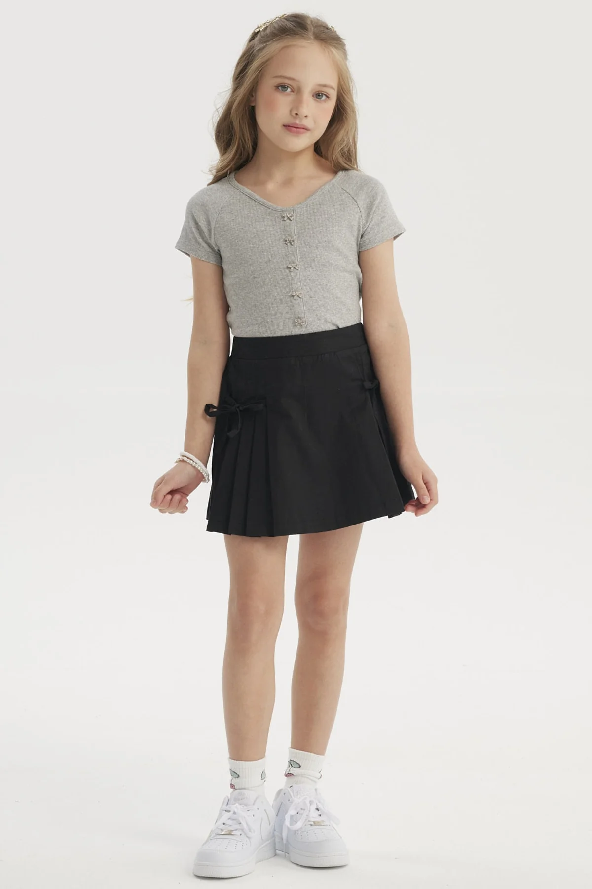 Falda Niña Pliegues Laterales Negro - Image 4