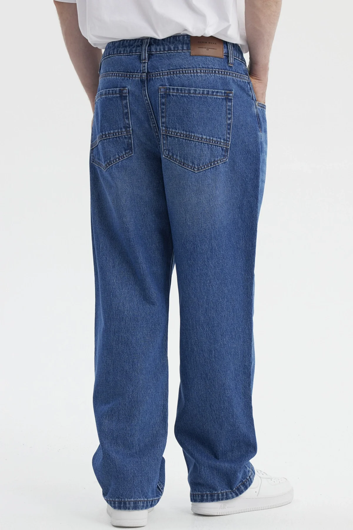 Jeans Hombre Calce Recto Lavado Azul Oscuro - Image 3