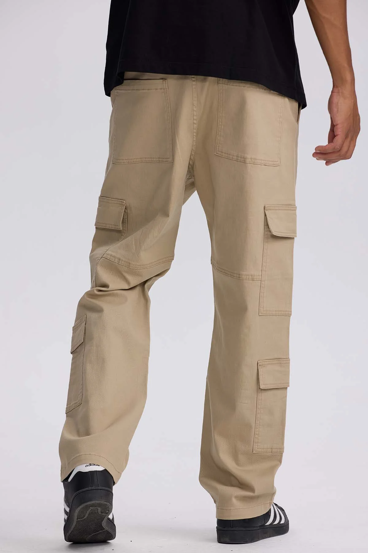 Jeans Hombre Doble Cargo Color Arena - Image 3