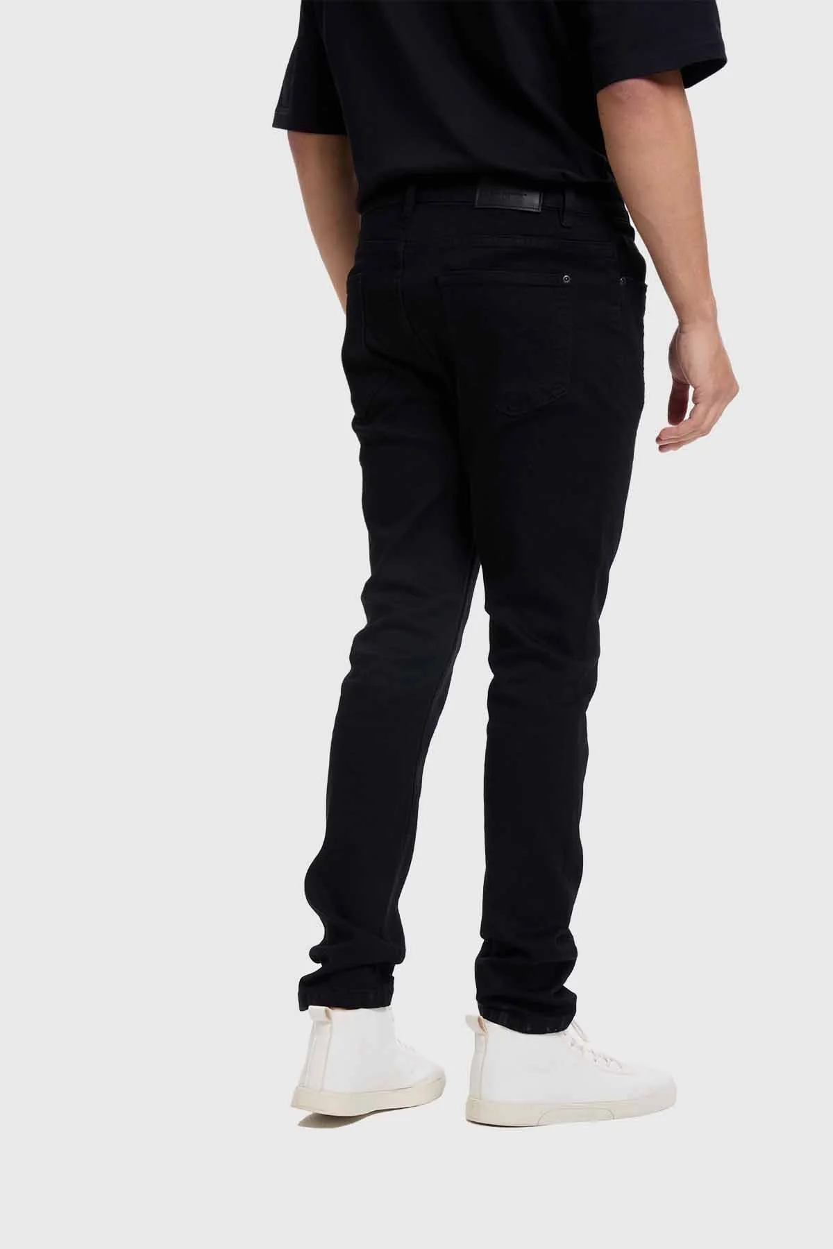 Jeans Hombre Slim Negro - Image 3