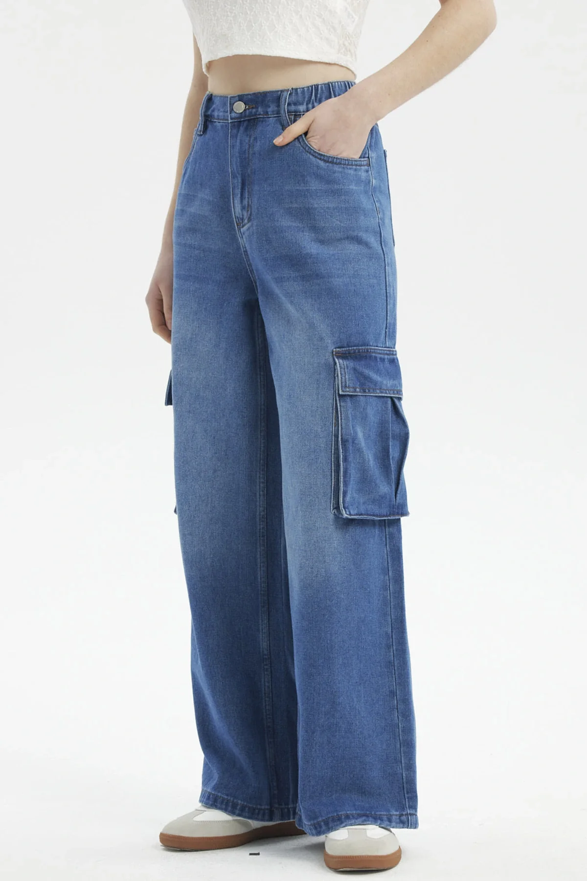 Jeans Mujer Calce Recto Cargo Corte Diagonal Azul - Image 2