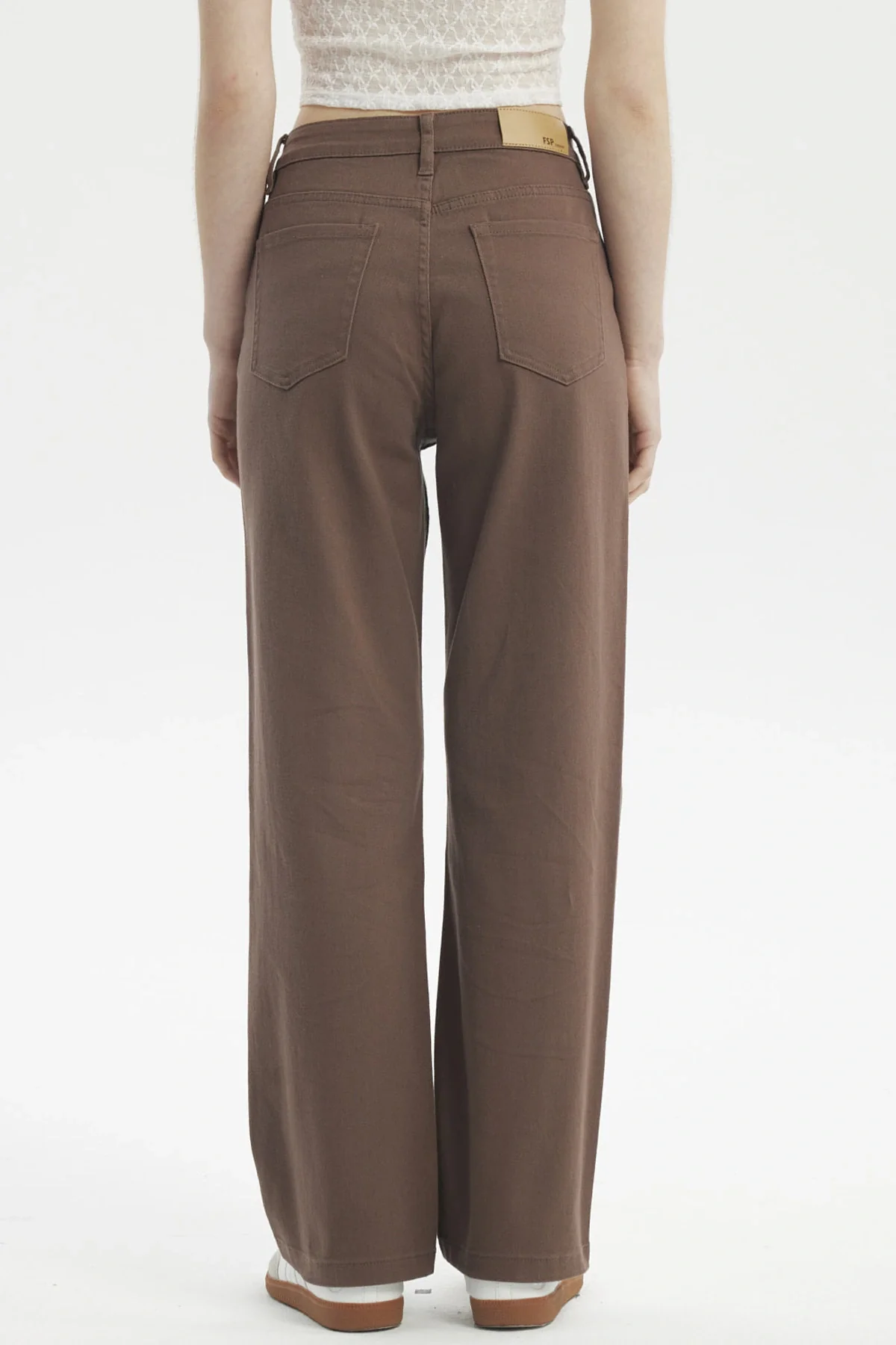 Jeans Mujer Calce Recto Color Chocolate - Image 3