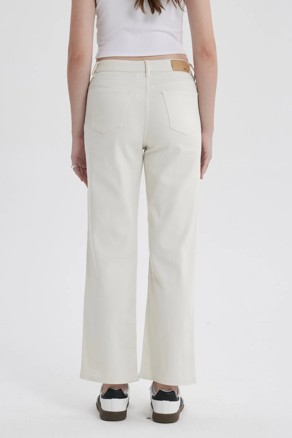 Jeans Mujer Calce Recto Crudo - Image 3