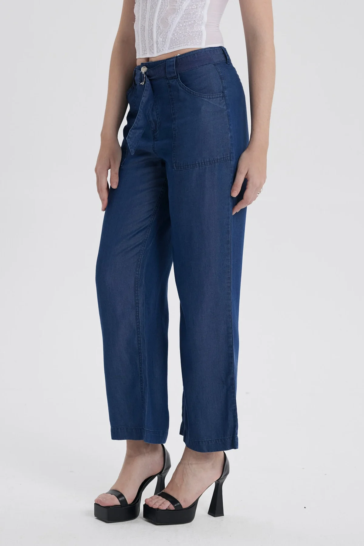 Jeans Mujer Calce Recto Ligero Azul Oscuro - Image 2