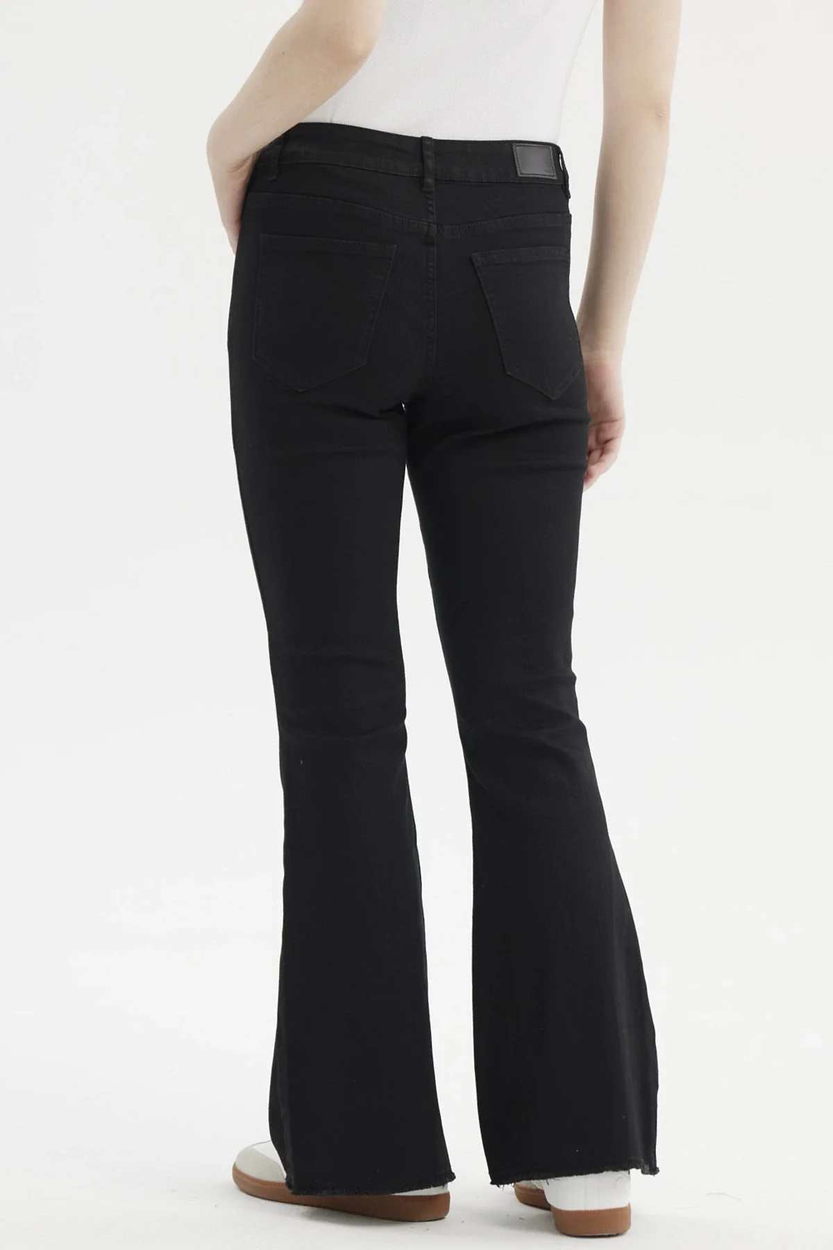 Jeans Mujer Flare Monse Negro - Image 3