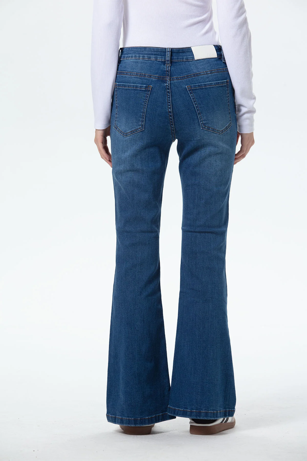 Jeans Mujer Vale Flare Azul - Image 3