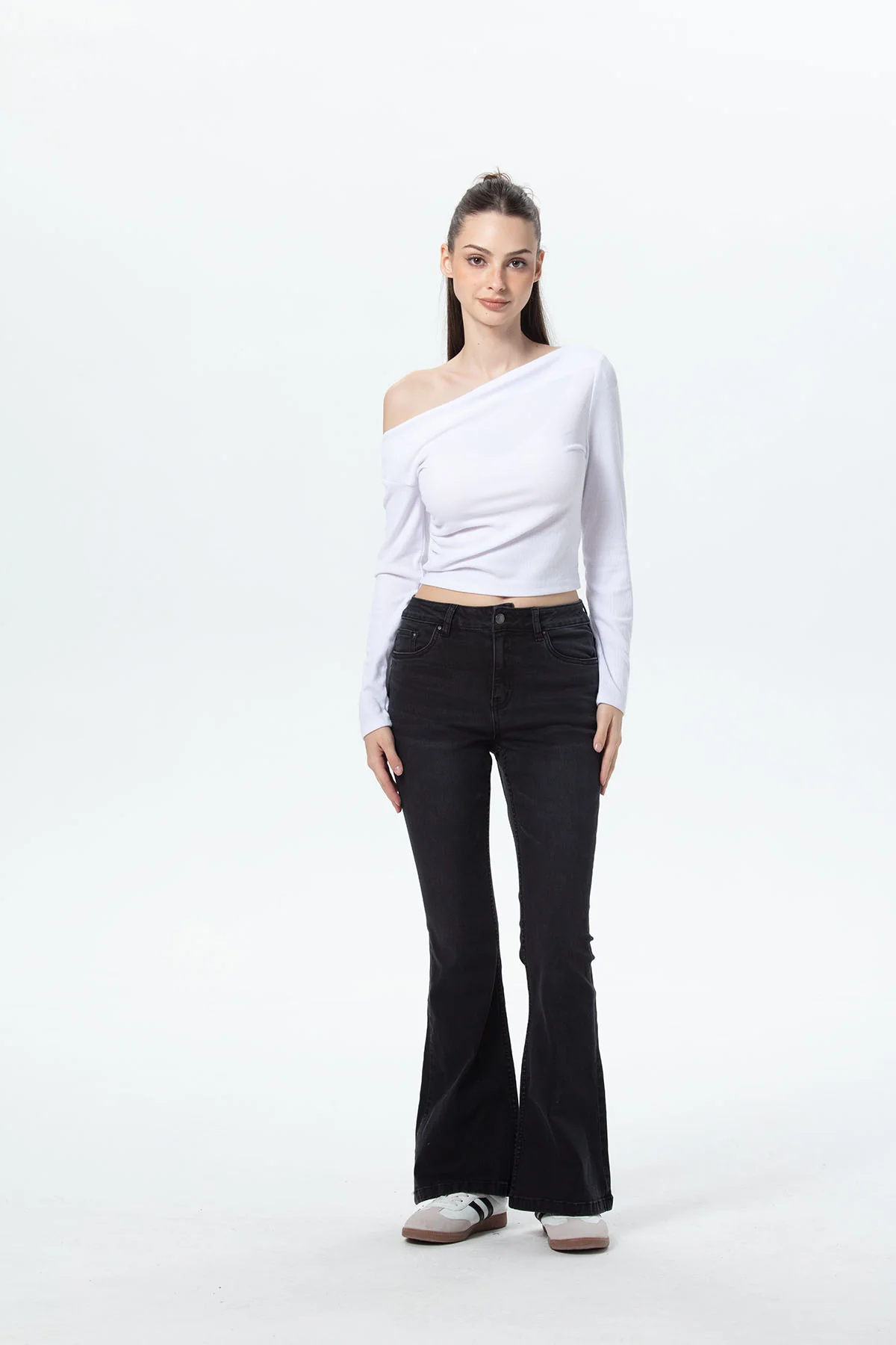 Jeans Mujer Vale Flare Negro - Image 4
