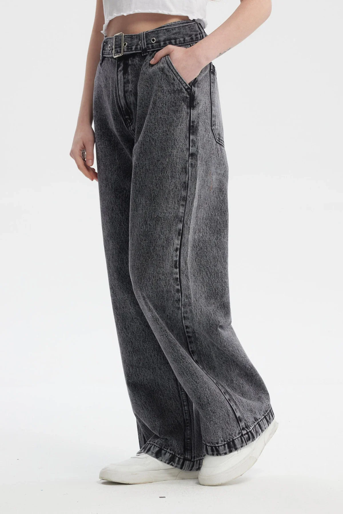 Jeans Mujer Wide Leg Cinturon Gris Oscuro - Image 2