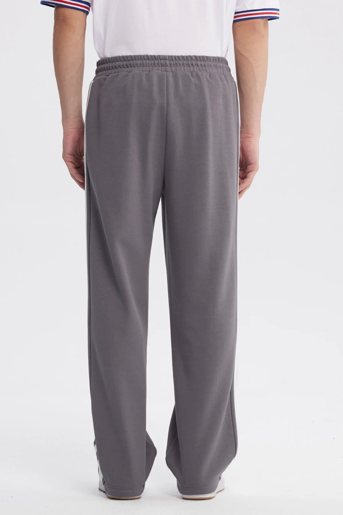 Pantalón Buzo Hombre Calce Recto Gris - Image 3
