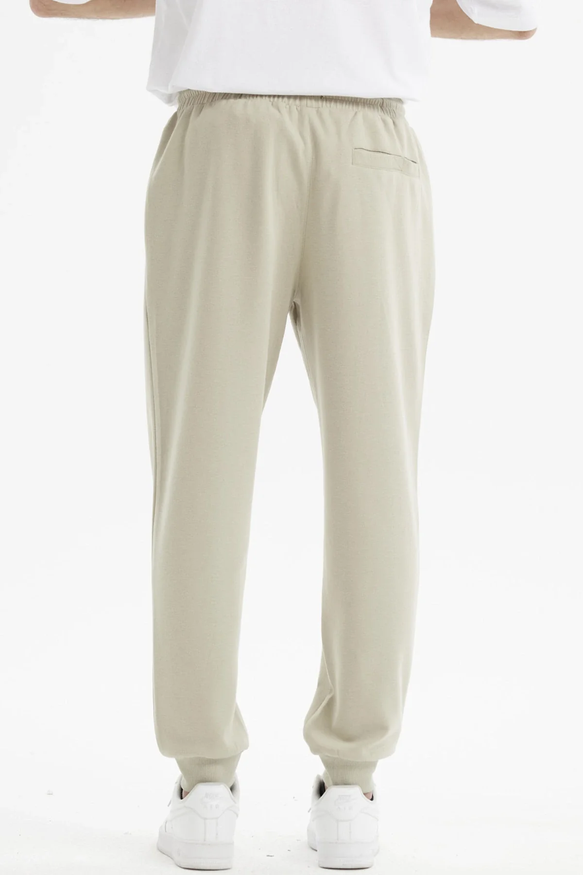 Pantalón Buzo Hombre Jogger Básico Beige Oscuro - Image 3
