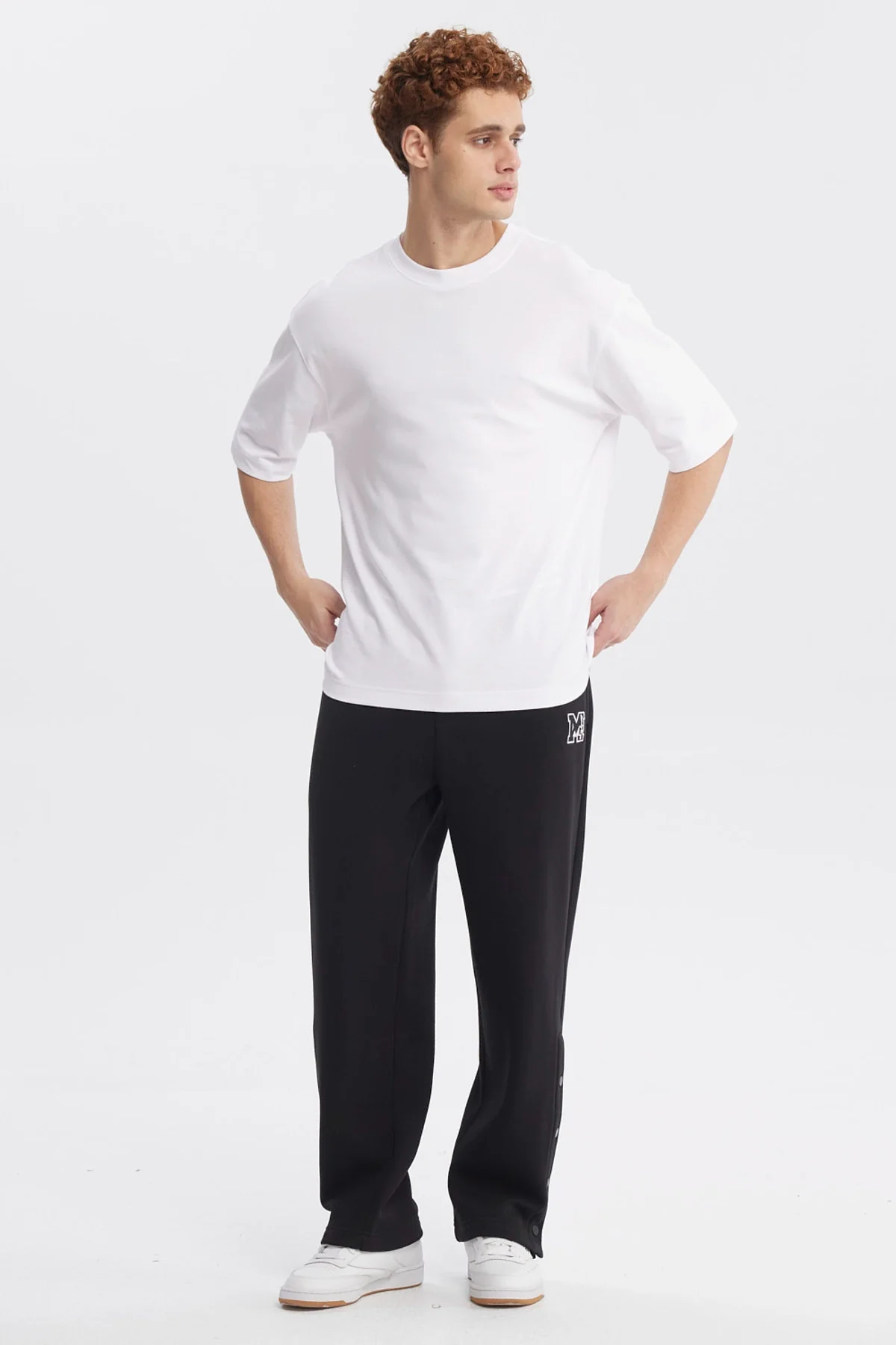 Pantalón Buzo Hombre Juvenil Calce Recto Negro - Image 4