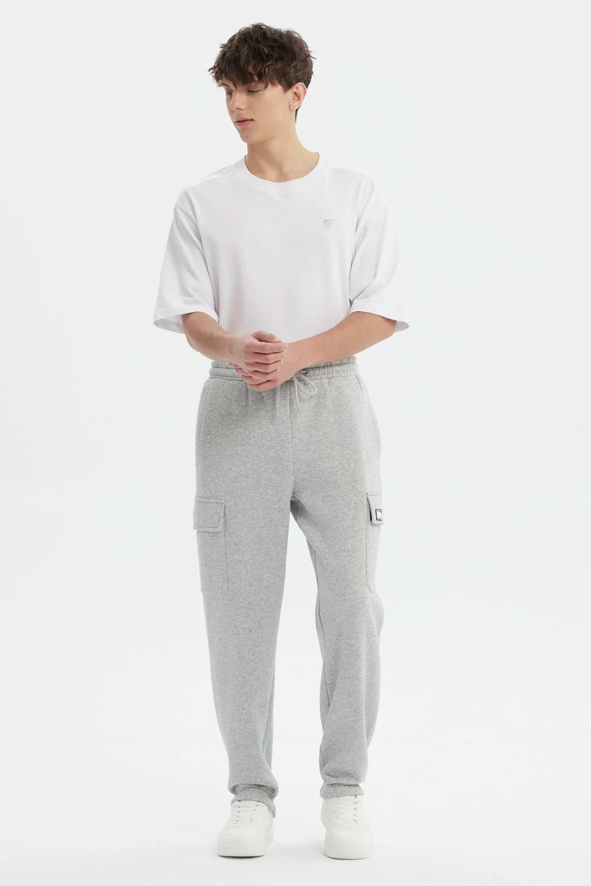 Pantalón Buzo Hombre Juvenil Pitillo Gris Melange - Image 4