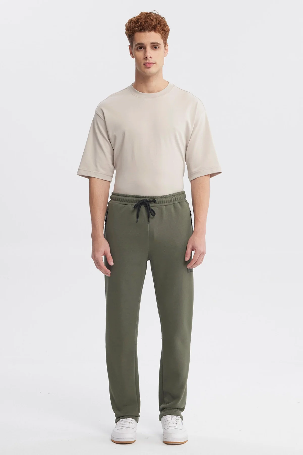 Pantalón Buzo Hombre Sport Verde Militar - Image 4
