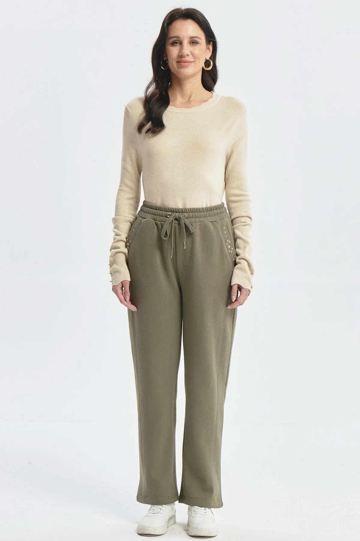 Pantalón Buzo Mujer Calce Recto Con Aplicación Verde - Image 4