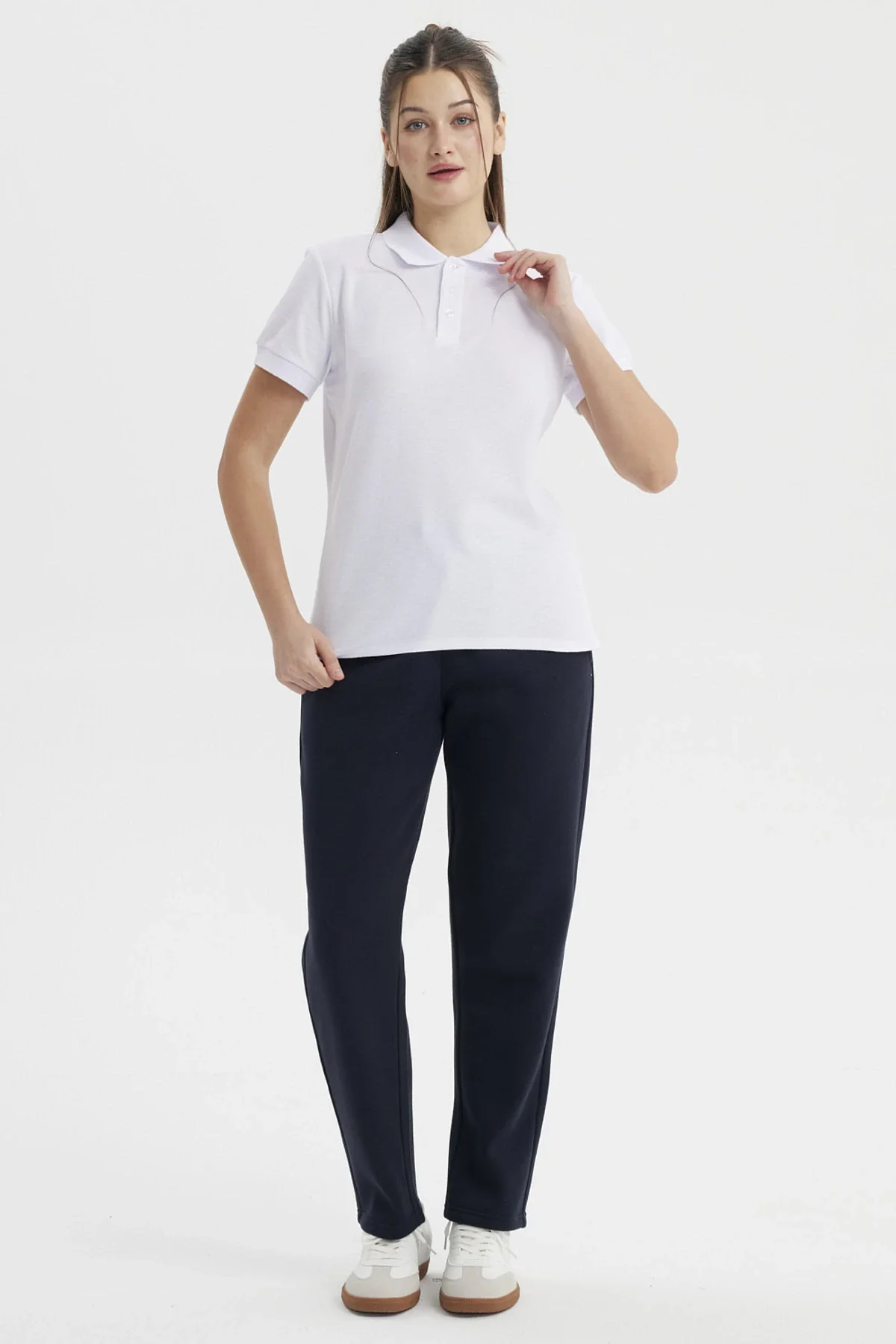 Pantalón Buzo Mujer Calce Recto Slim Azul Marino - Image 4