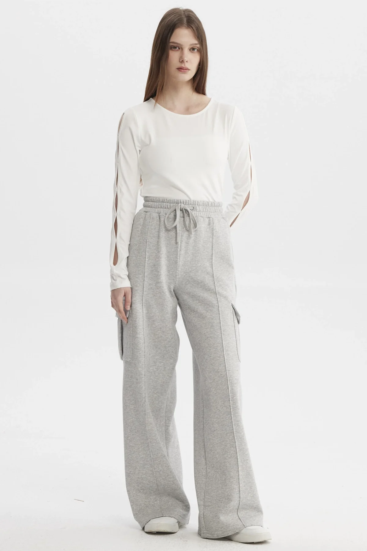 Pantalón Buzo Mujer Cargo Gris Melange - Image 4