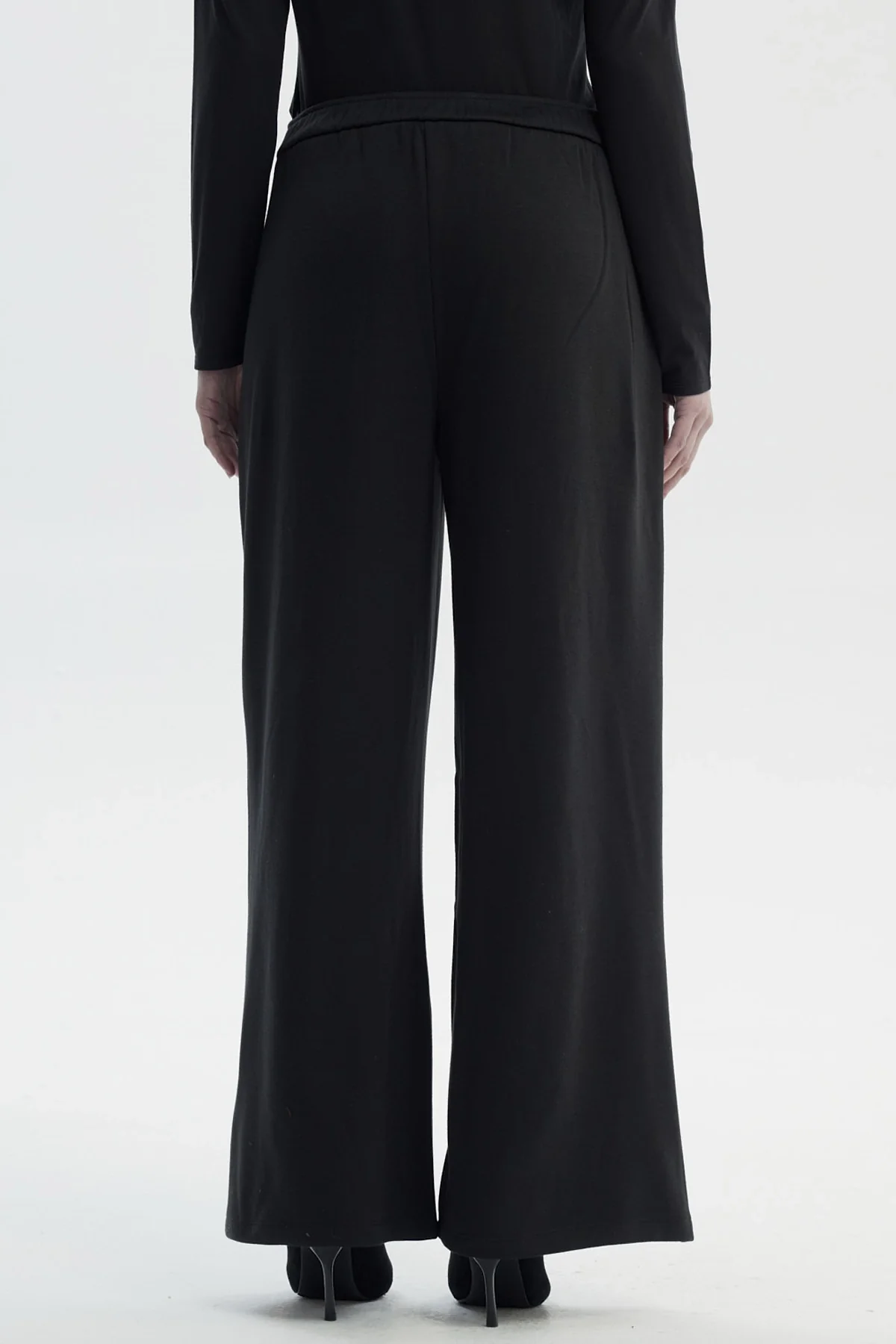 Pantalón Buzo Mujer Cinturón Negro - Image 3