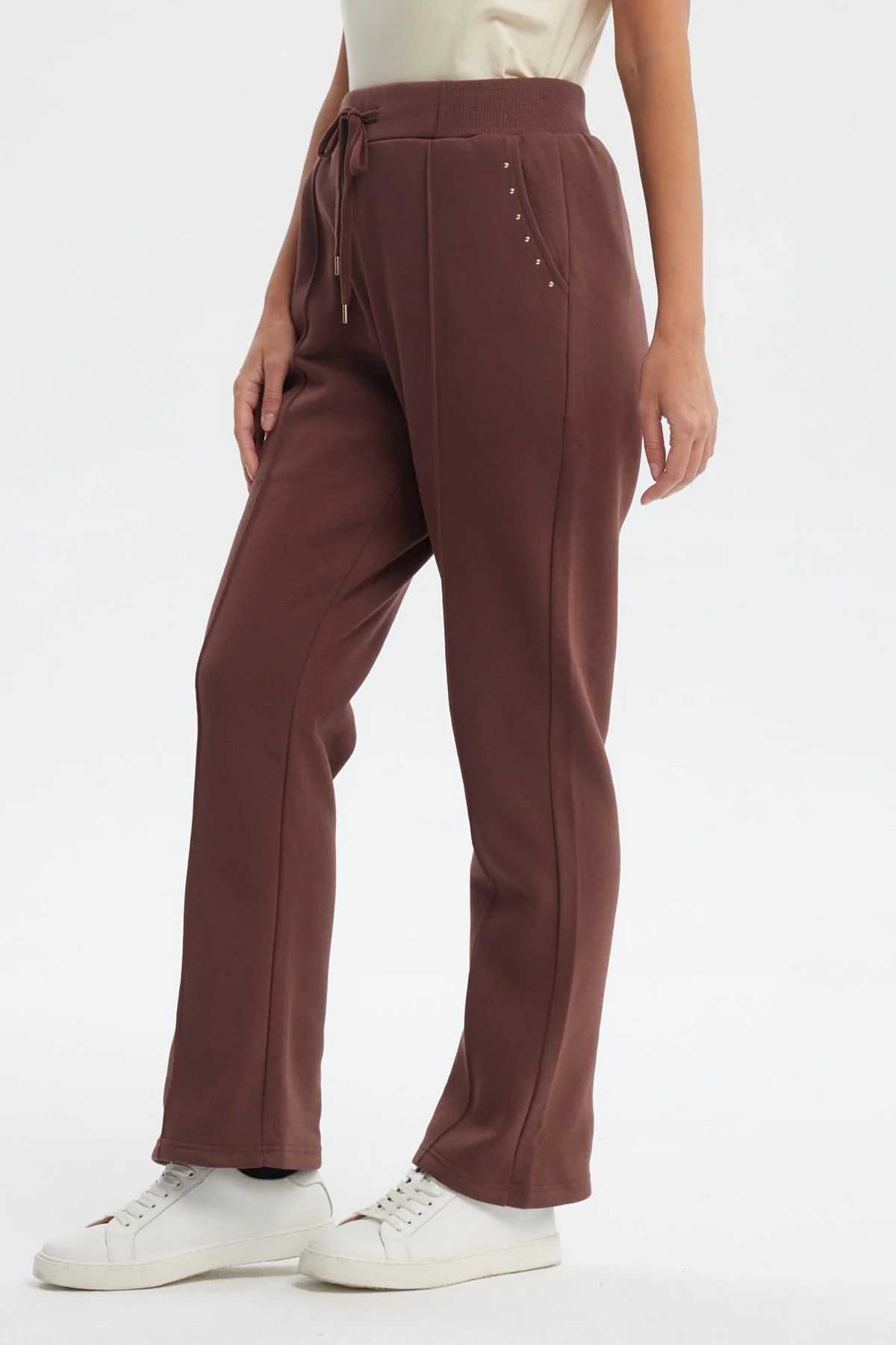 Pantalón Buzo Mujer Clásico Flare Café - Image 2
