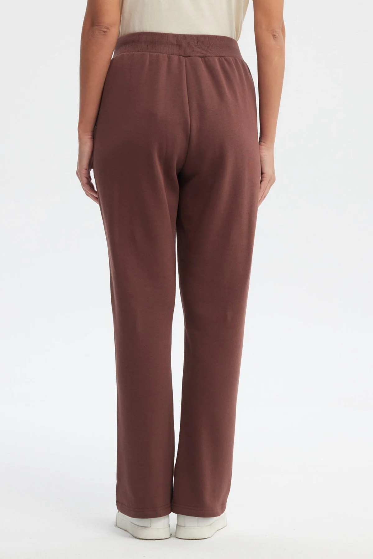 Pantalón Buzo Mujer Clásico Flare Café - Image 3