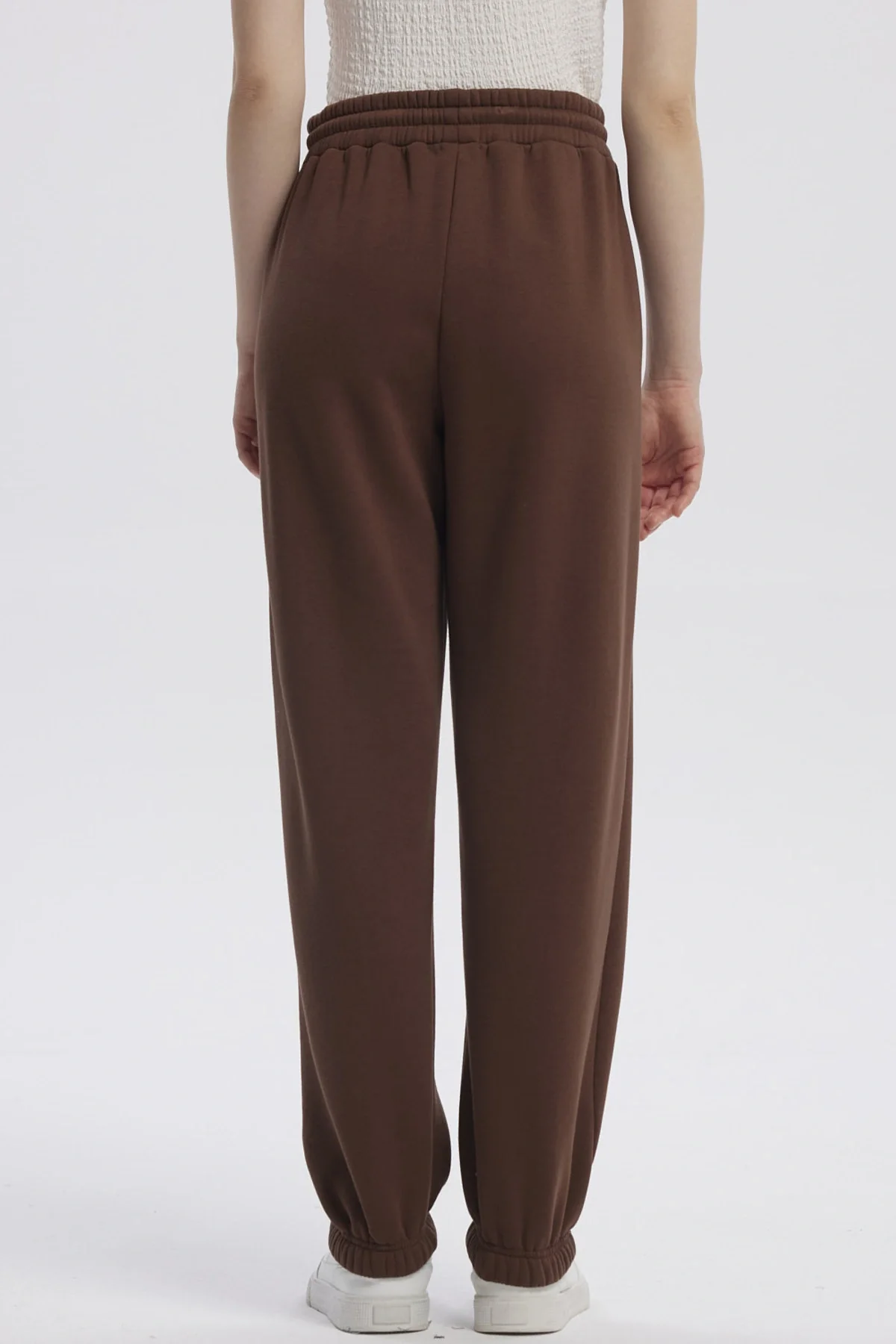 Pantalón Buzo Mujer Jogger Café Oscuro - Image 3
