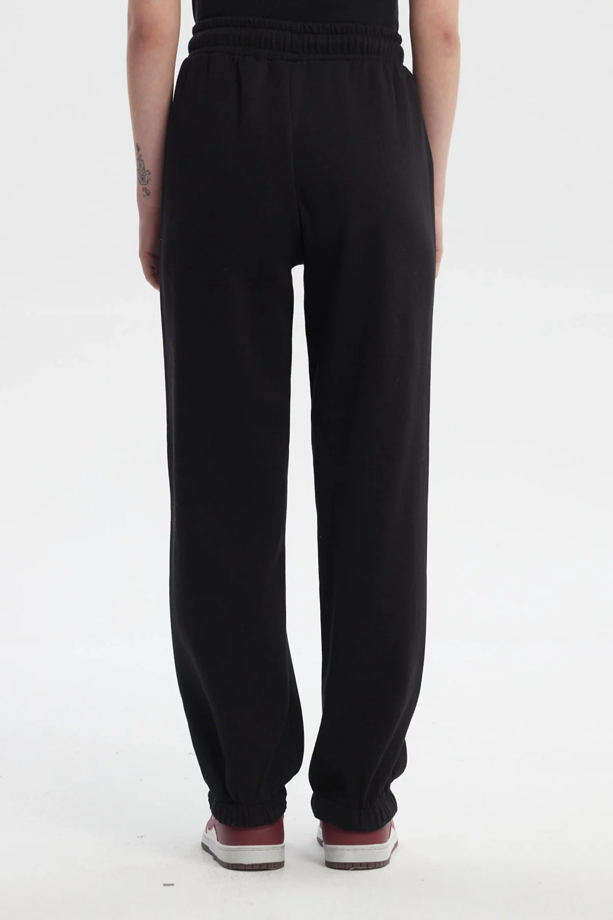 Pantalón Buzo Mujer Jogger Negro - Image 3
