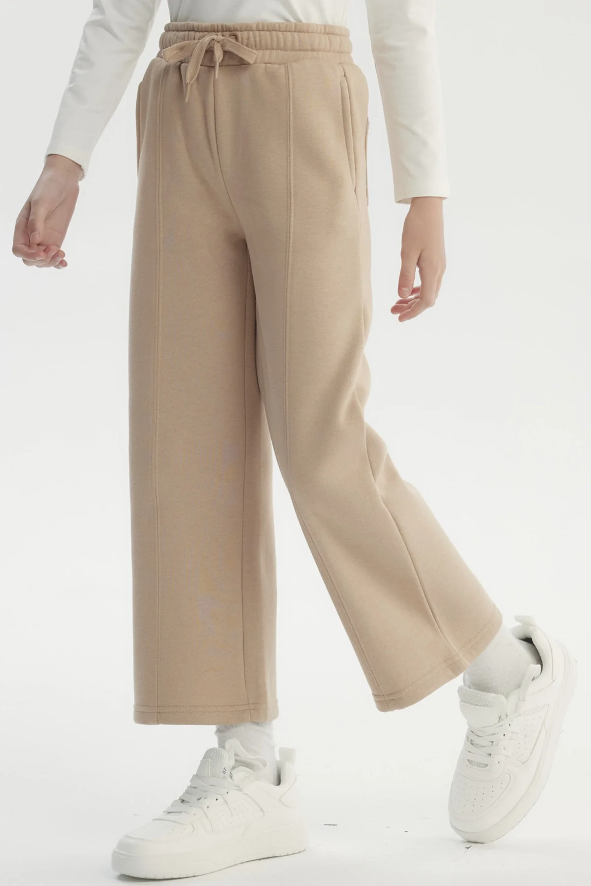 Pantalón Buzo Niña Wide Leg Camel - Image 2