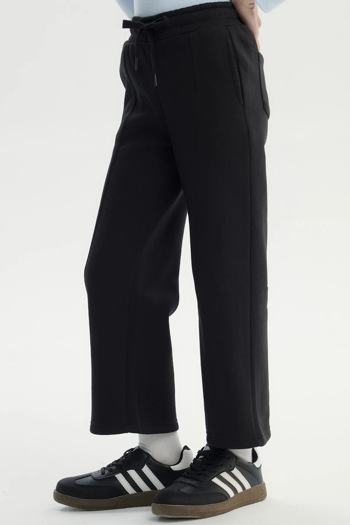 Pantalón Buzo Niña Wide Leg Negro - Image 2
