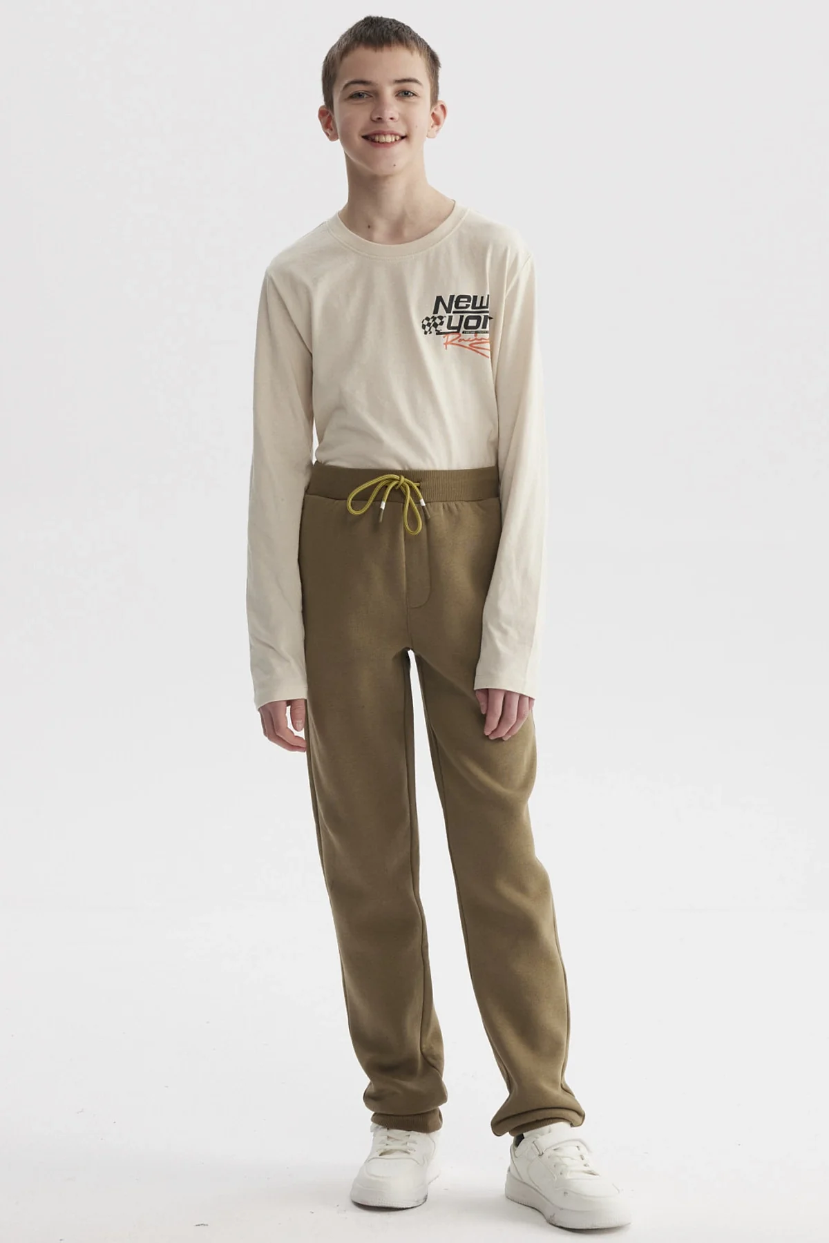 Pantalón Buzo Niño Bipack Teen Verde Militar - Image 7