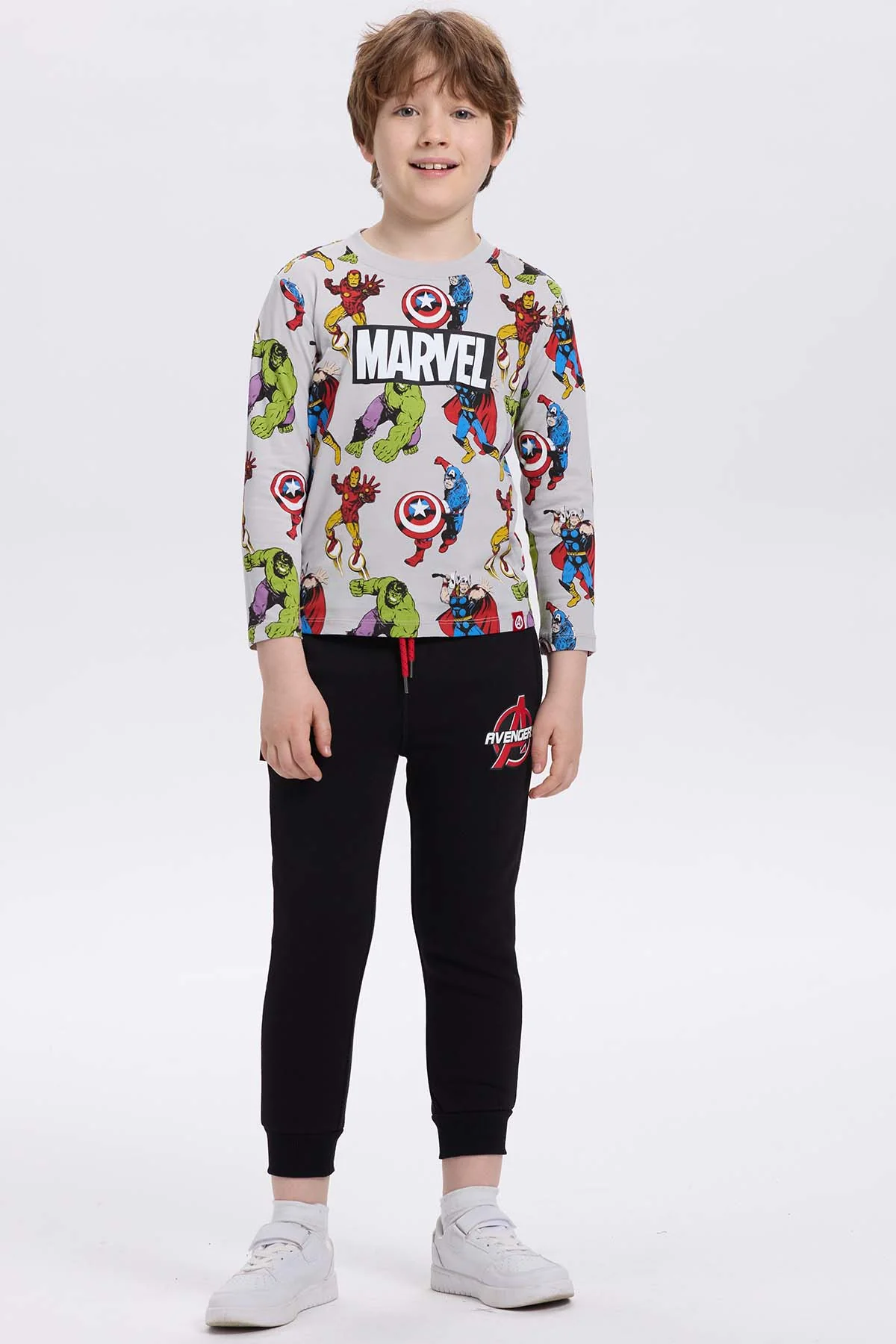 Pantalón Buzo Niño Jogger Avenger Negro - Image 4