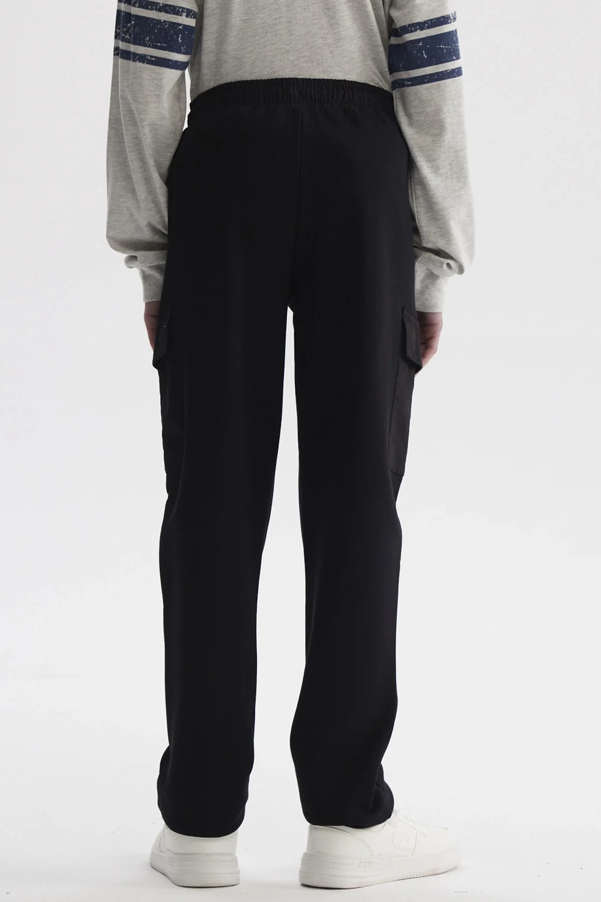 Pantalón Buzo Niño Jogger Cargo Negro - Image 3