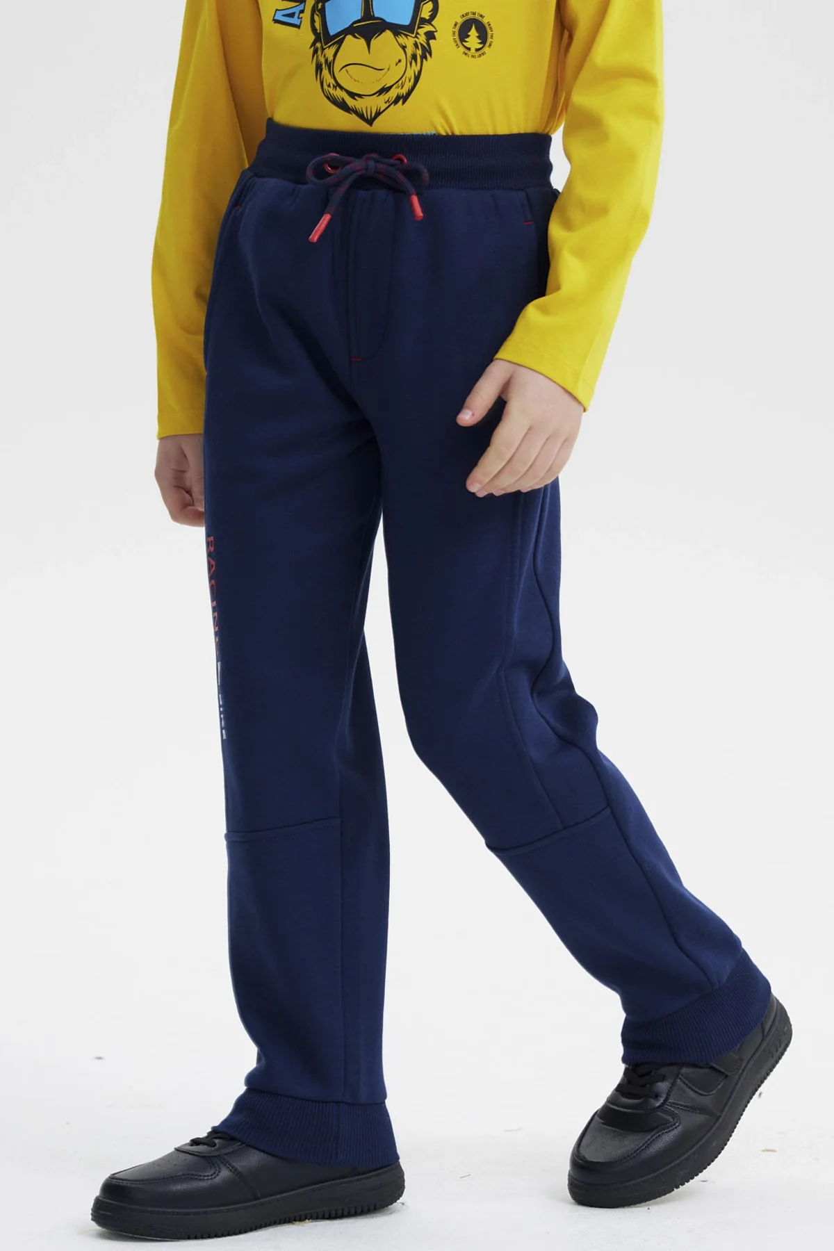Pantalón Buzo Niño Pitillo Azul Oscuro - Image 2
