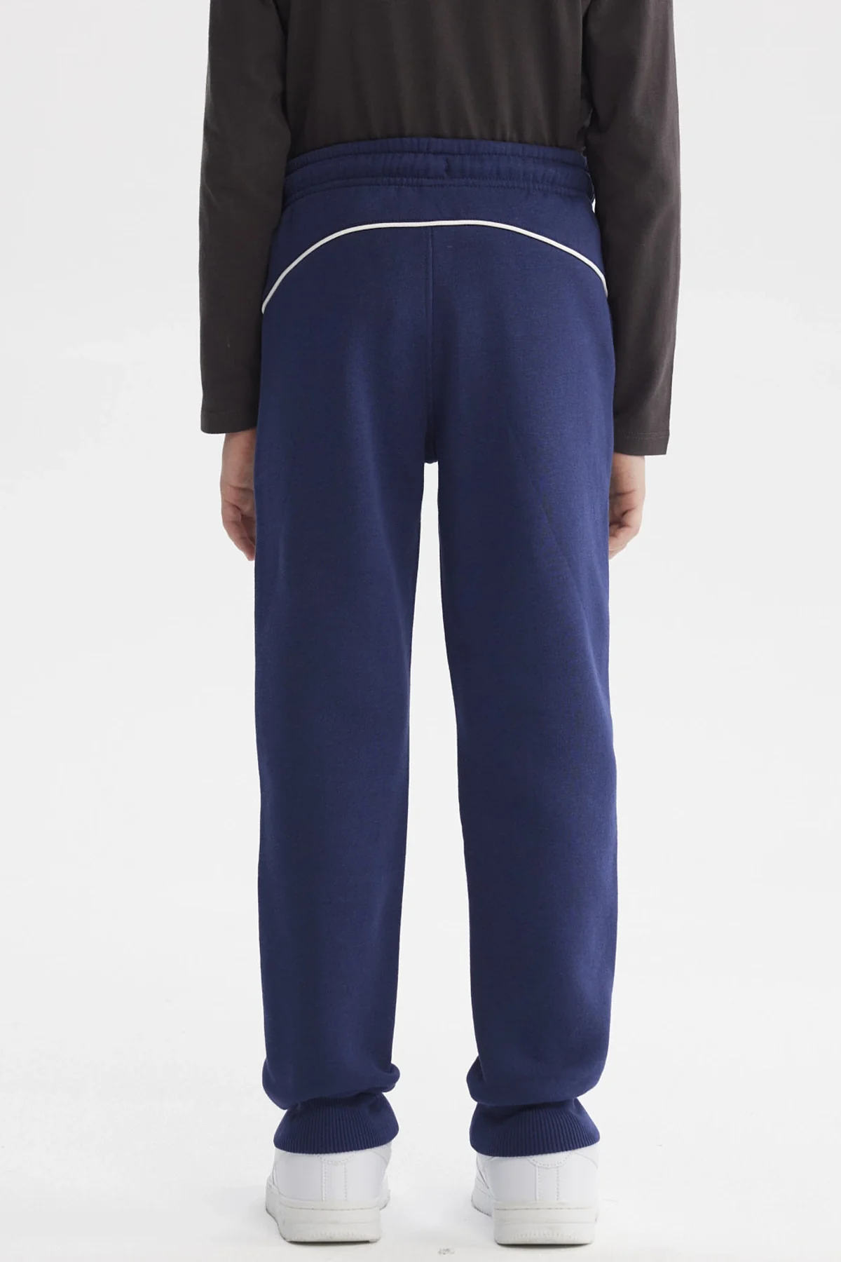 Pantalón Buzo Niño Pitillo Azul Oscuro - Image 3