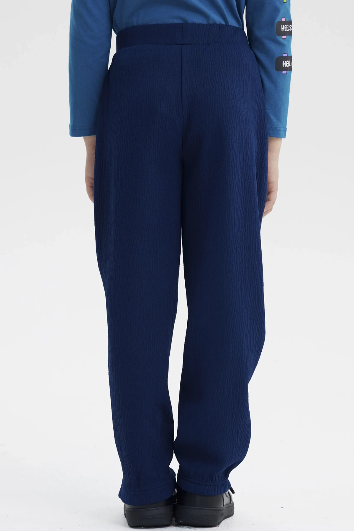Pantalón Buzo Niño Pitillo Azul Oscuro - Image 3