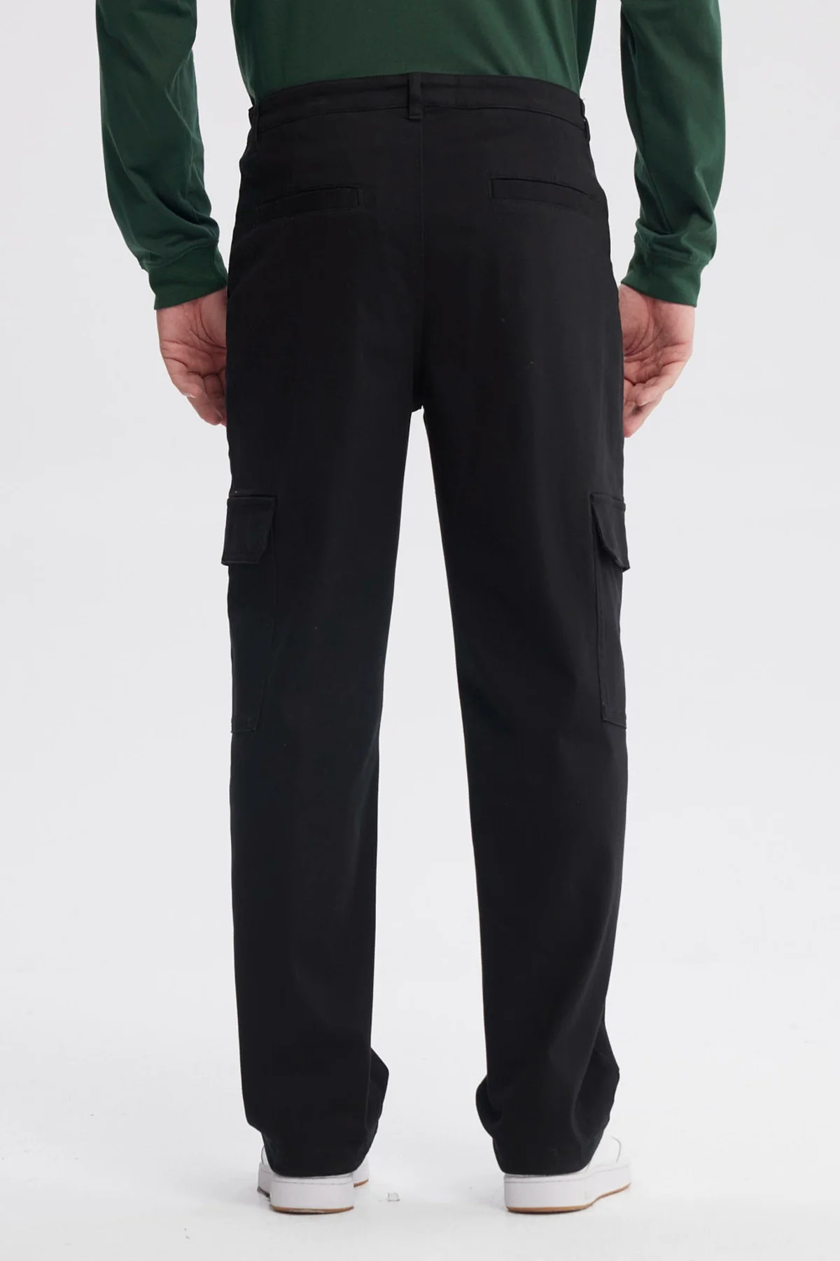 Pantalón Hombre Bolsillo Cargo Negro - Image 3