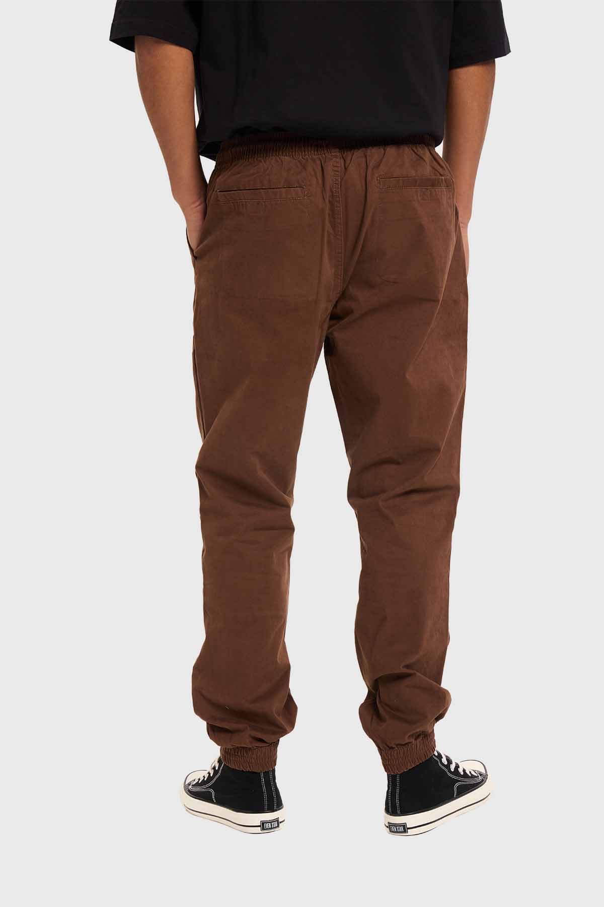 Pantalón Hombre Jogger Twill Chocolate - Image 3