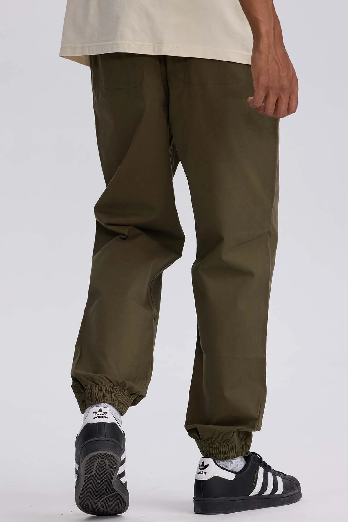 Pantalón Hombre Jogger Twill Verde Olivo - Image 3