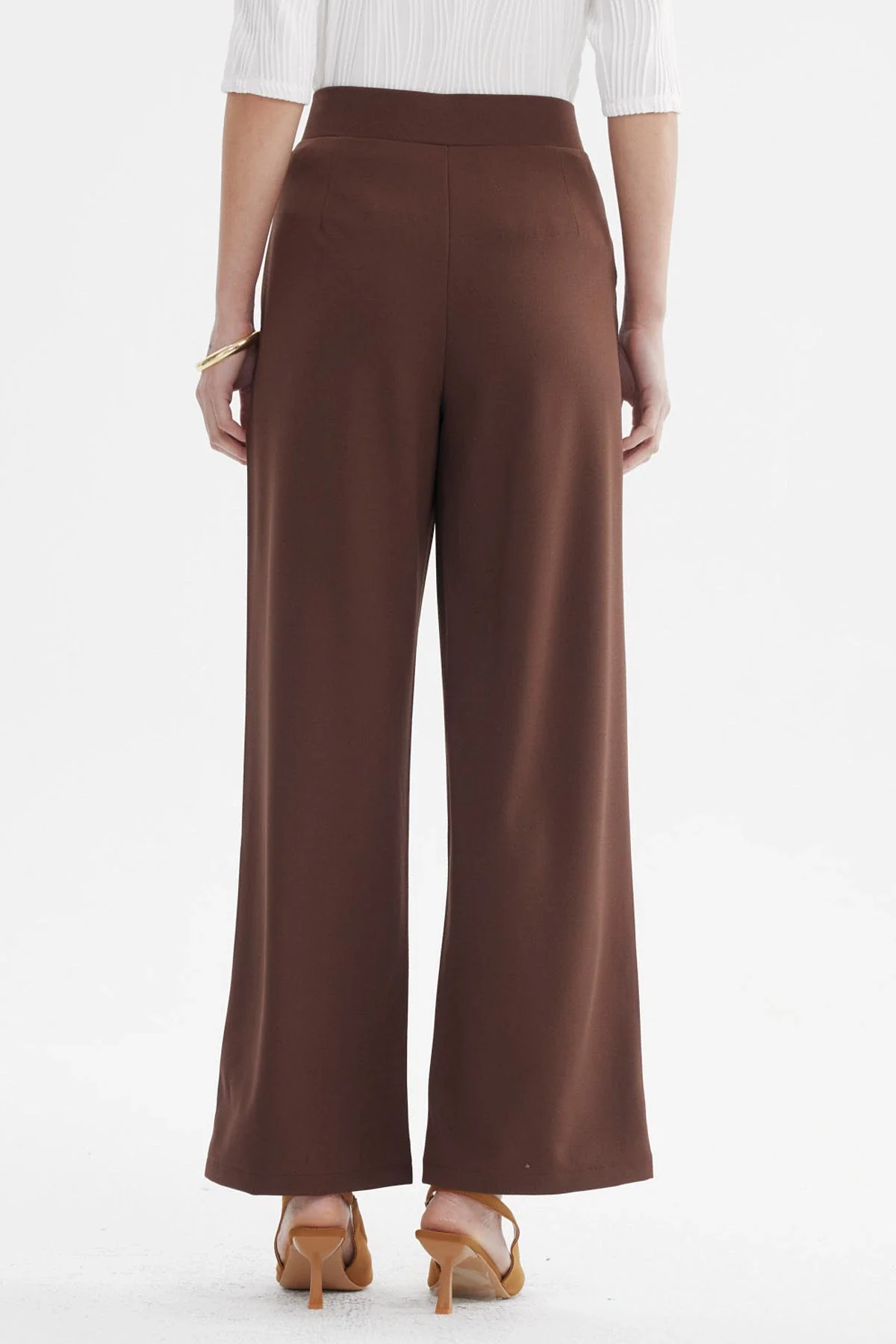 Pantalón Mujer Calce Recto Chocolate - Image 3