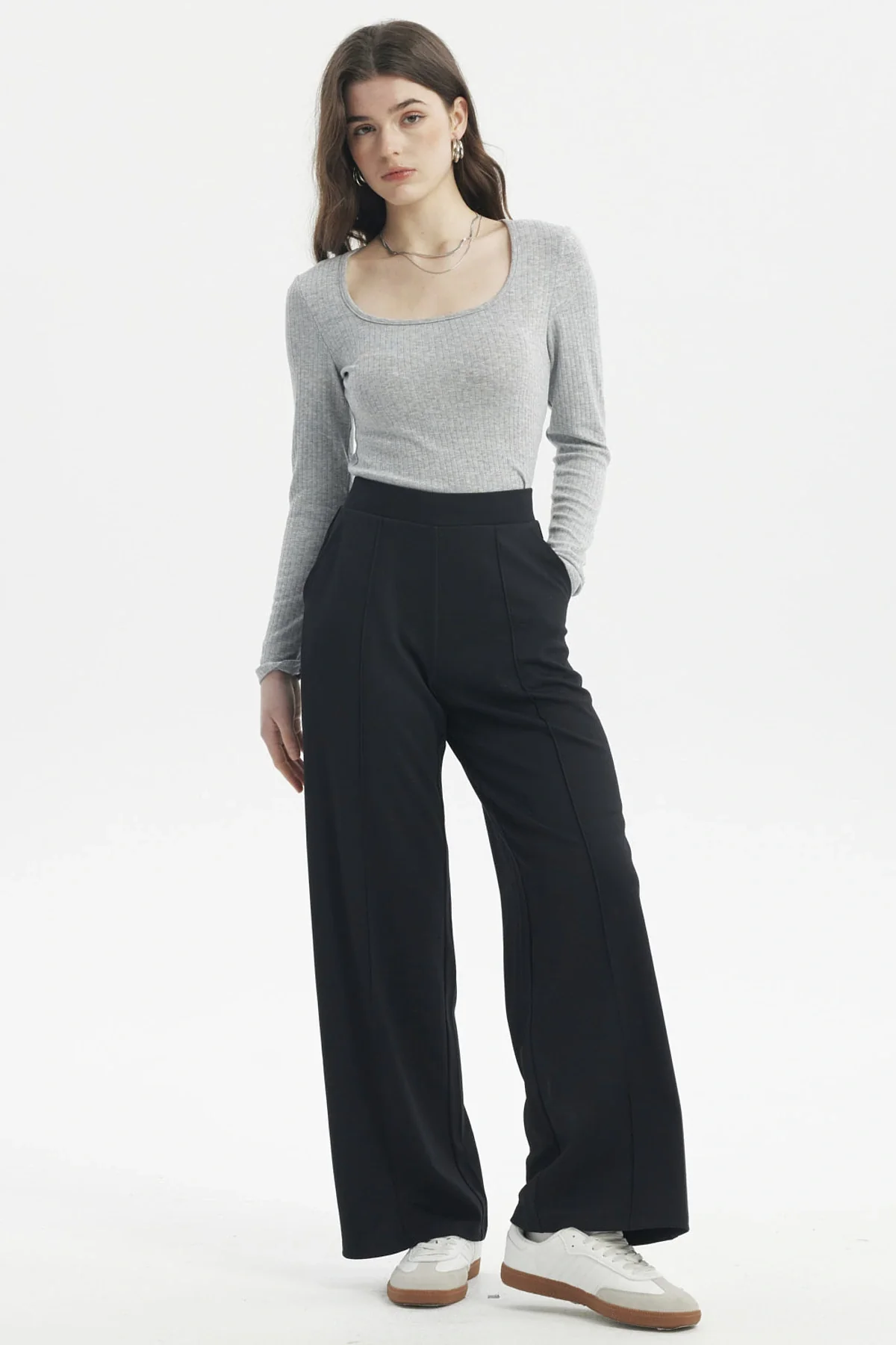 Pantalón Mujer Calce Recto Negro - Image 4