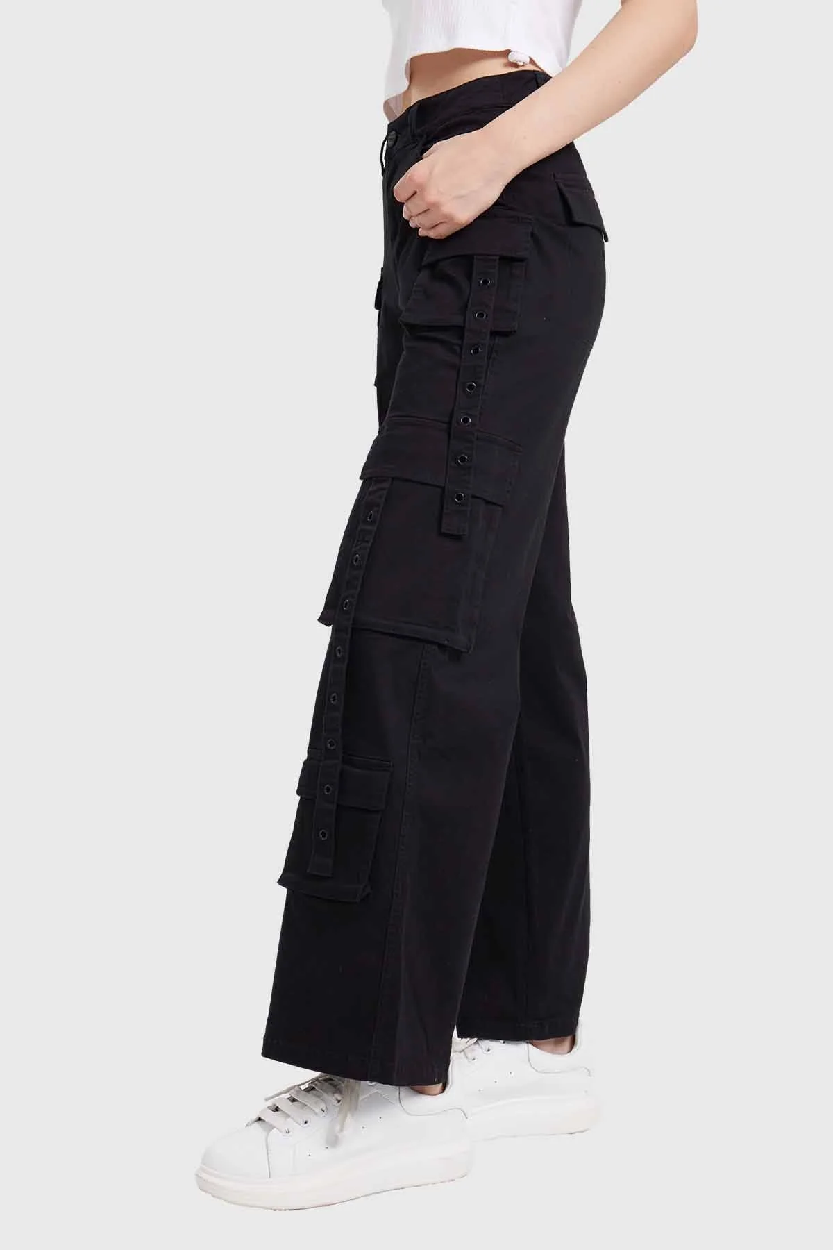 Pantalón Mujer Cargo Tiras Negro - Image 2